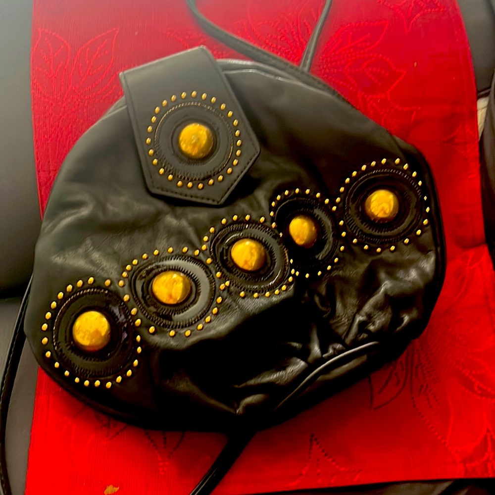 Handbag in good condition , black  leather